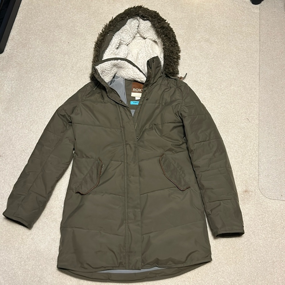roxy winter coat. size small